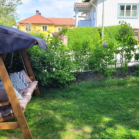 Sparkling Newly Built House Close To City & Nature Stockholm Exteriör bild