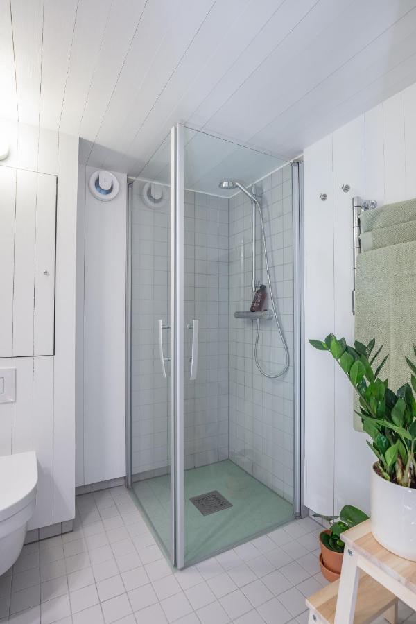 Sparkling Newly Built House Close To City & Nature Stockholm Exteriör bild