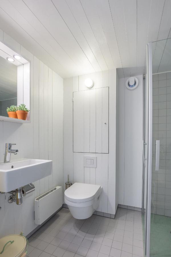 Sparkling Newly Built House Close To City & Nature Stockholm Exteriör bild