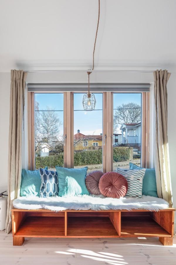 Sparkling Newly Built House Close To City & Nature Stockholm Exteriör bild
